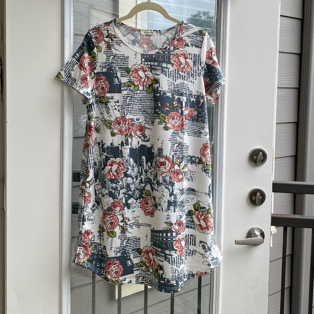 VIAMOR Dusty Ivory Crew Neck Retro Floral Print Mid-Thigh T-Shirt Dress